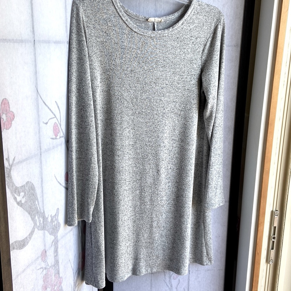 Olivia Rae knit dress in size L